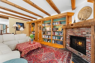 2613 New Hampshire 25a, Orford, NH 03777