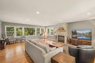 3420 Parkview Blvd Unit 2, Robbinsdale, MN 55422