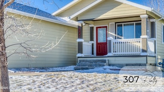 1601 Pathfinder Cir, Gillette, WY 82716