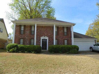 6995 Bent Creek Dr, Germantown, TN 38138