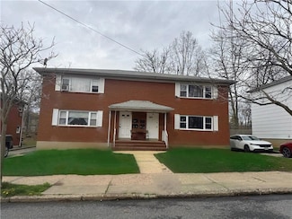 1915 S Railroad Ave, Staten Island, NY 10306