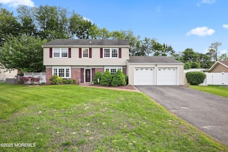 48 Cambridge Dr, Matawan, NJ 07747