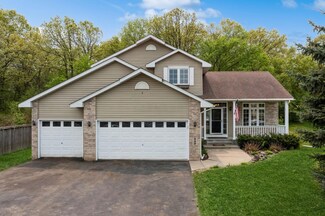 449 Somerset Ln, Somerset, WI 54025