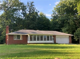 3510 Austintown Warren Rd, Mineral Ridge, OH 44440