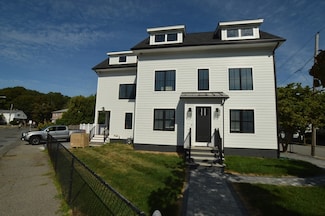 112 Lynde St Unit 1, Melrose, MA 02176