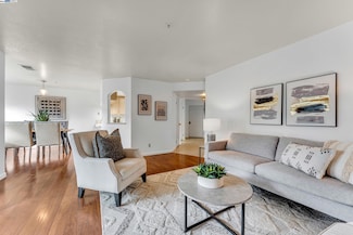 21239 Gary Dr Unit 316A, Castro Valley, CA 94546