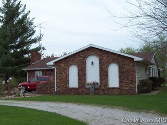 2044 Central Point Rd, Cantrall, IL 62625