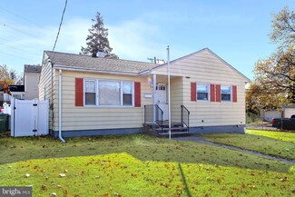 1088 Bordentown Ave, Parlin, NJ 08859