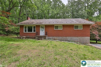 480 Spring Valley Rd, Easton, PA 18042