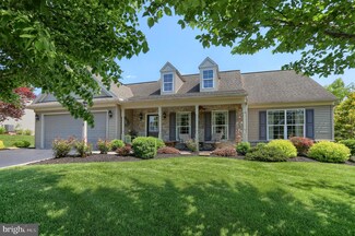 848 Walnut Crest Dr, Lebanon, PA 17046
