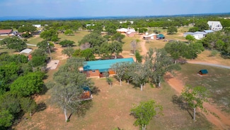 1503 Roselea Dr, Buchanan Dam, TX 78609