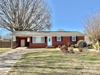 911 Union Terrace, Gastonia, NC 28056