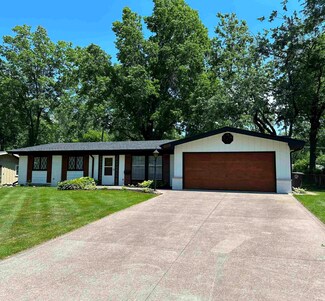 3324 Kirkfield Dr, Fort Wayne, IN 46815
