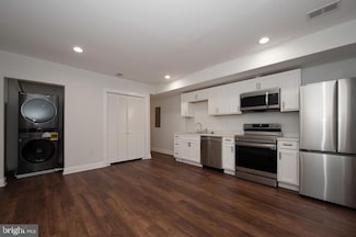 3321 11th St NW Unit 1, Washington, DC 20010