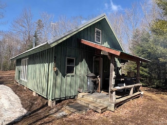 14814 Bailey Rd, Covington, MI 49919