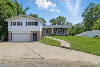 3021 Sansom Ct, Milton, WV 25541