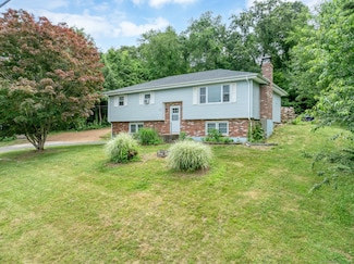 36 Rene Dr, Oakdale, CT 06370