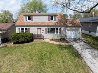 8002 Barbara St, Omaha, NE 68124