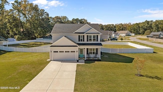 120 Persimmon Dr, New Bern, NC 28562