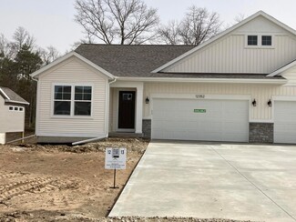 12352 Hawley Dr Unit 12, Grand Haven, MI 49417