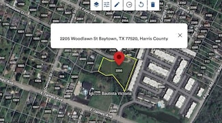 2205 Woodlawn Dr, Baytown, TX 77520