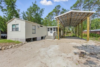 409 NE Second St, Steinhatchee, FL 32359
