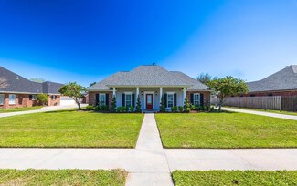 163 Lake Penchant Ct, Houma, LA 70360