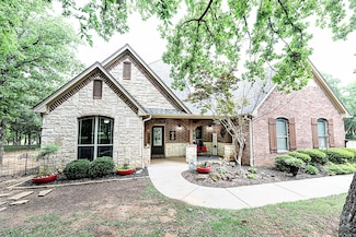 271 Silver Lakes Dr, Sunset, TX 76270