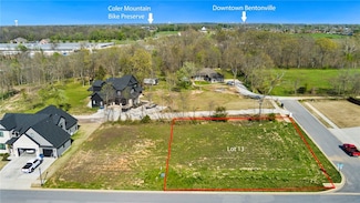 307 SW Autumn Hills Rd, Bentonville, AR 72712