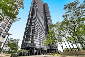 155 N Harbor Dr Unit 905, Chicago, IL 60601