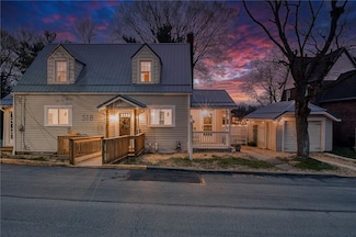 518 Fourth St, Beaver Falls, PA 15010