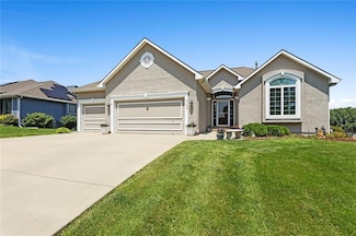 8108 NE 113th St, Kansas City, MO 64157