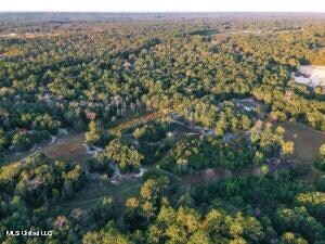 63 Grady Diamond Rd, Perkinston, MS 39573