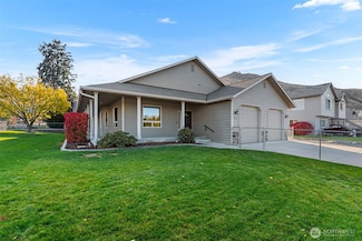 537 Chrisand Ln, Wenatchee, WA 98801
