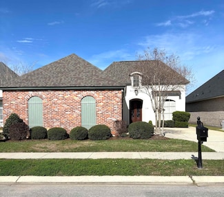 114 Rue Celeste, Thibodaux, LA 70301