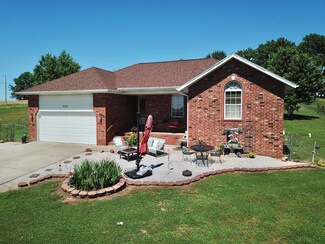 3078 N Quail Ln, Ash Grove, MO 65604
