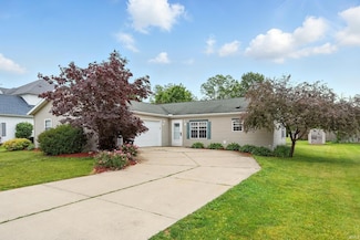 663 N Albert Eckert Dr, North Webster, IN 46555