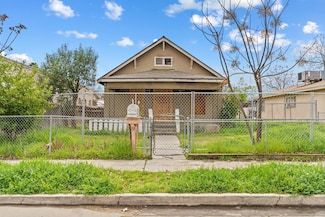 2060 E Clay Ave, Fresno, CA 93701