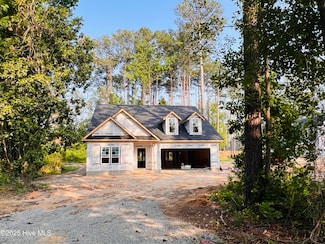 311 Front St, Vass, NC 28394