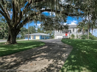 407 Buddy Ave, Lake Placid, FL 33852