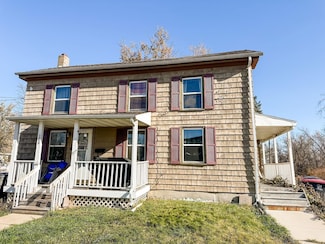 200 Maple St, Evansville, WI 53536