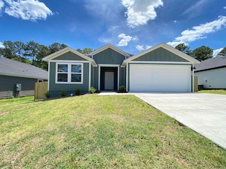 8415 Oxford Valley Dr, Little Rock, AR 72103