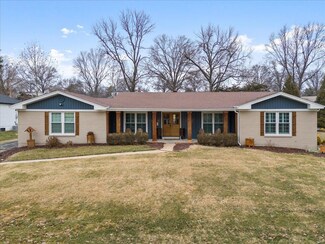 14465 Eddington Dr, Chesterfield, MO 63017