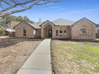 202 Mesquitewood St, Coppell, TX 75019