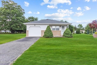 311 Saint Vincent Ct, Toms River, NJ 08757