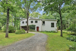 12 Coopers Beach Rd, Owls Head, ME 04854