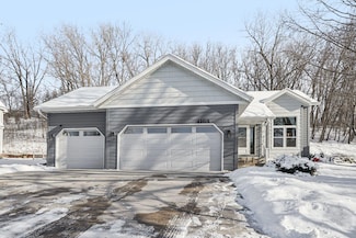 4168 Countryview Dr, Saint Paul, MN 55123