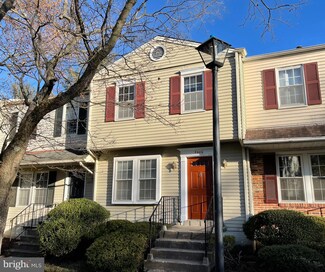 7006 Roslyn Ave, Derwood, MD 20855