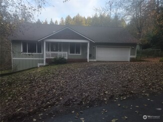 13900 Hidden Heights Ln NE, Bainbridge Island, WA 98110