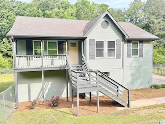 1420 7th St NW, Center Point, AL 35215